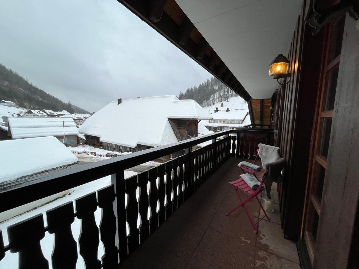 Galeriewohnung In Menzenschwand-Hinterdorf Exteriér fotografie
